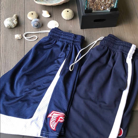 Men’s shorts - Picture 2 of 7